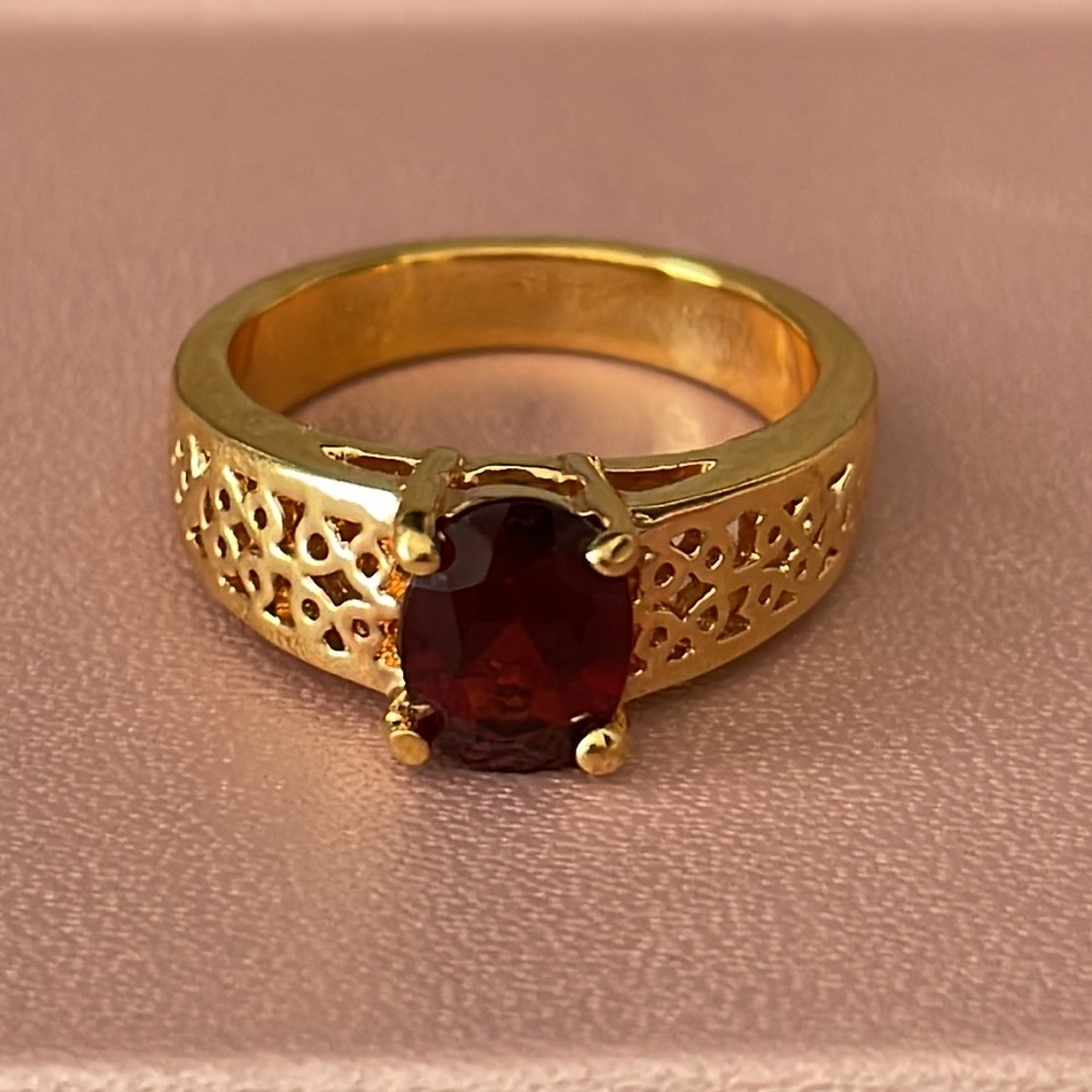 Romantic Gold Ring with wine oval shaped crystal